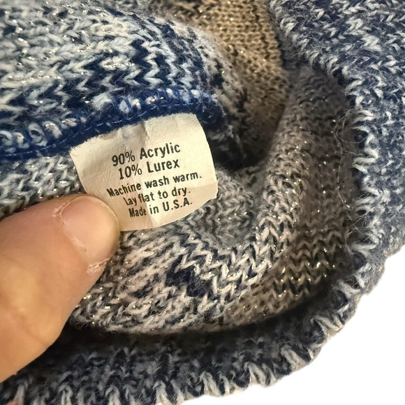 Weathered blues vintage sweater excellent condition.No size tag see measurements - Picture 5 of 7